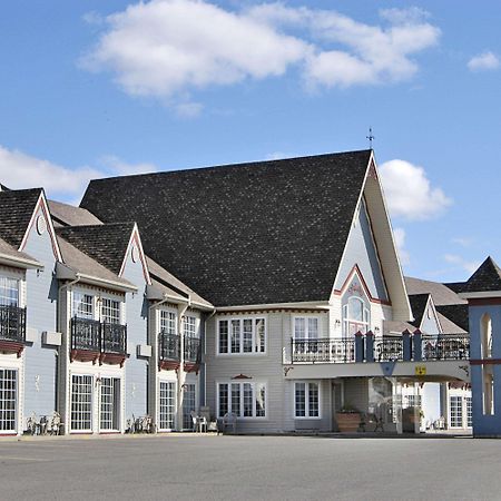 Days Inn By Wyndham Эдмундстон Экстерьер фото